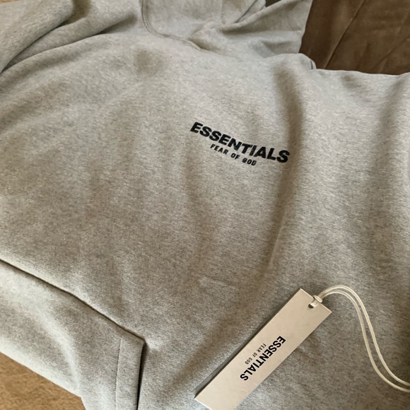 Fear of God Essential Hoodie XL Comfortable & Modern Fit - Unisex - Picture 7 of 7